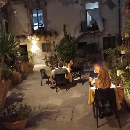 Scibona Ortigia * سيراكوزا