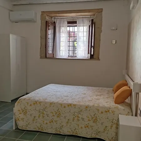 Scibona Ortigia
