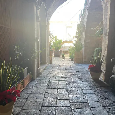 Scibona Ortigia * סירקוזה